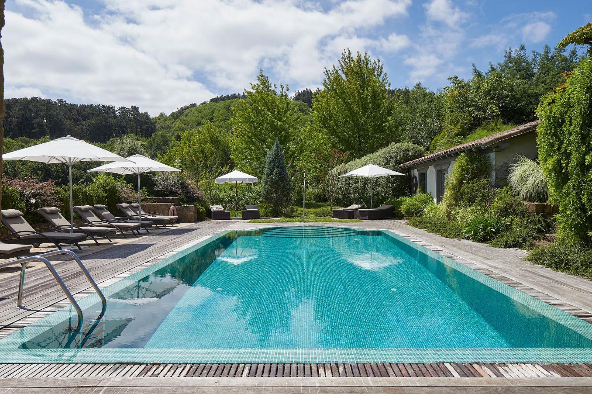 Hotel Iturregi 4*